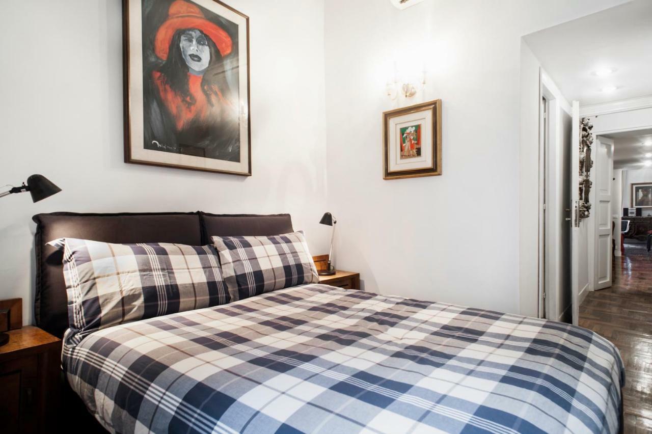 Santa Cecilia Apartment In Via Del Corso Rome Luaran gambar