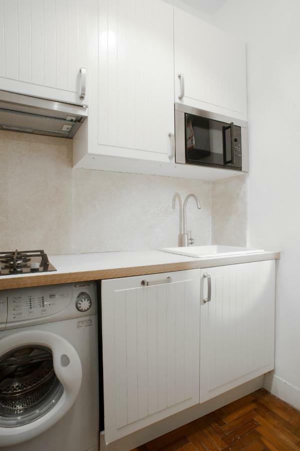 Santa Cecilia Apartment In Via Del Corso Rome Luaran gambar